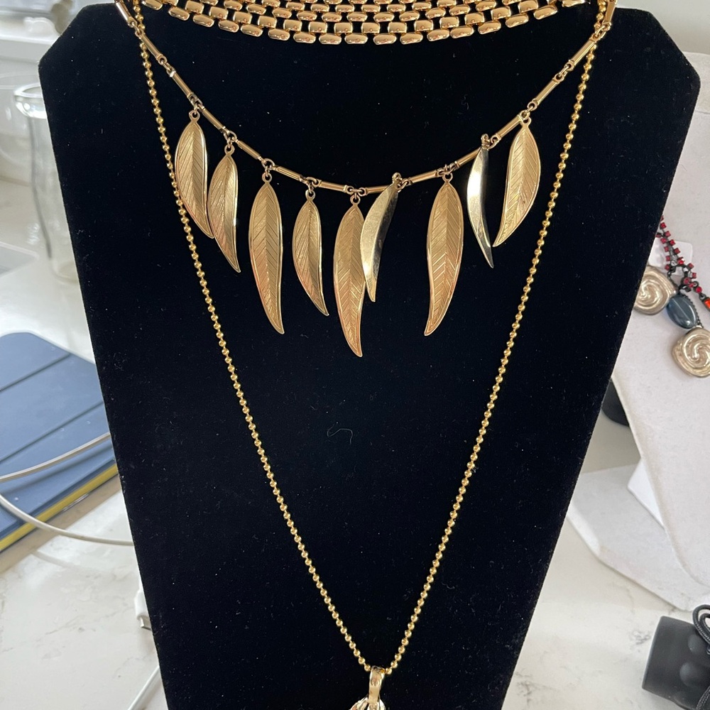 Gold tone collection of 3  - Leaf Pendants a mesh - Women Jewelry